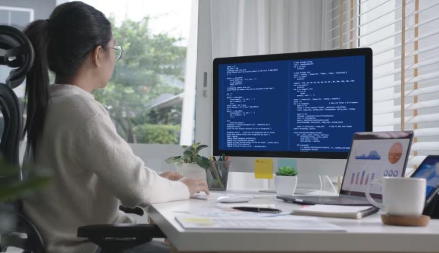 市南区企业数字化解决方案：机器学习赋能商业模式升级的核心路径